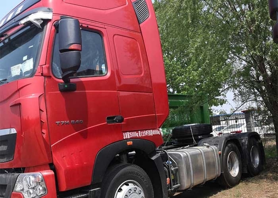 Red T7H Truck Tractor Head 450hp Howo A7 Tractor Head 10 Wheels